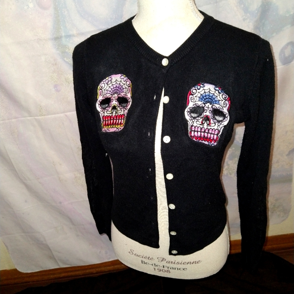 Sugar skull 💀🍭 Black cardigan